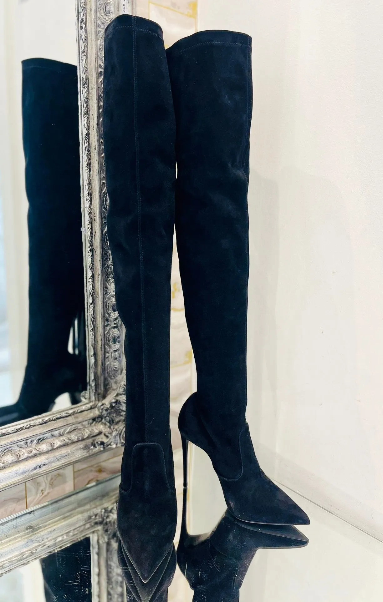 Le Silla Thigh-High Suede Boots. Size 36